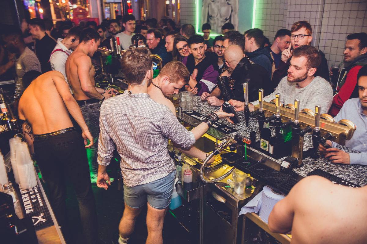 KU Bar & Klub photo 3