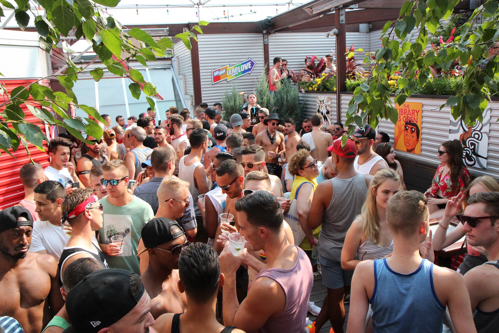 Sidetrack photo 2