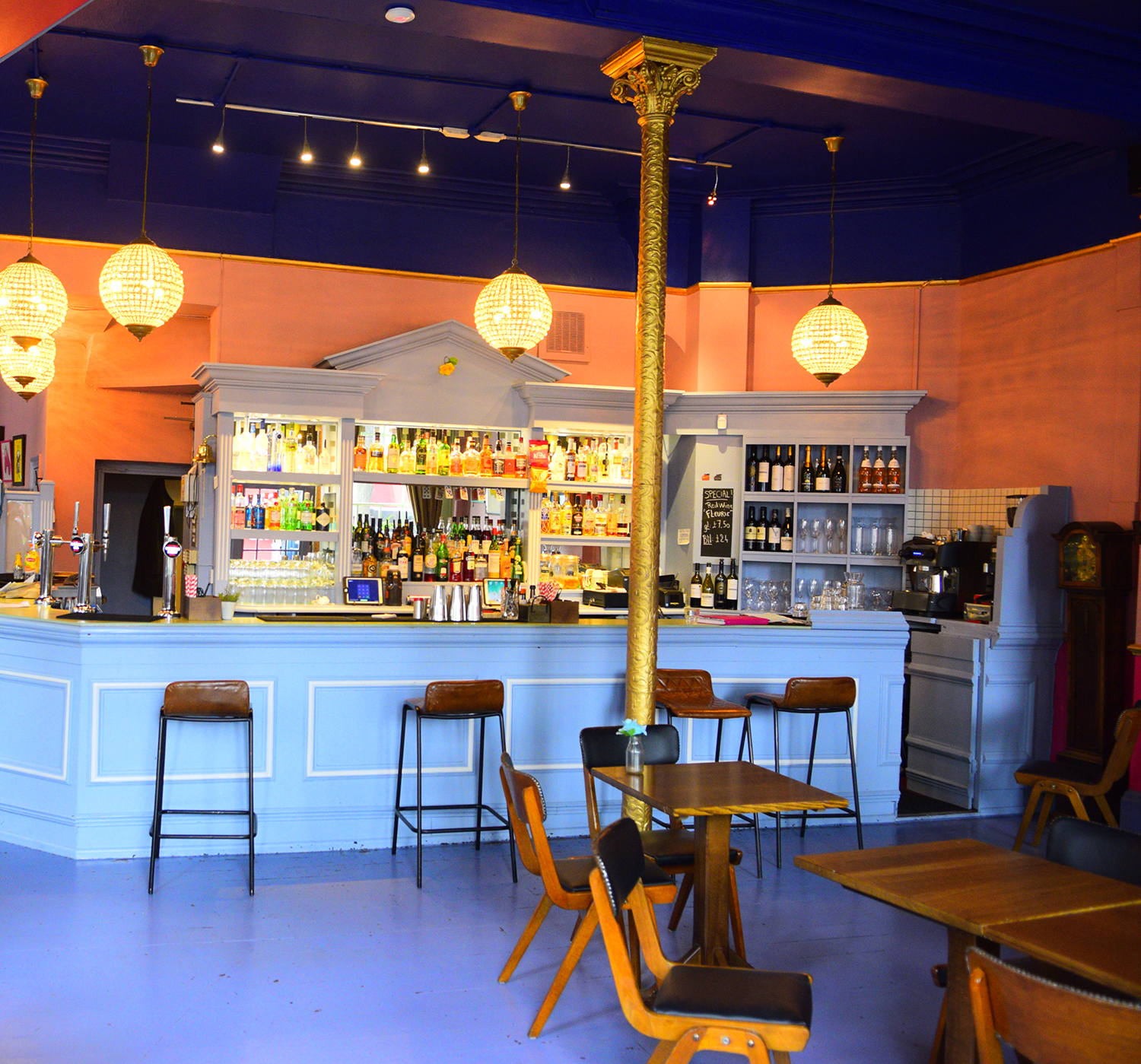 Permanently closed - The Apple Tree photo 4