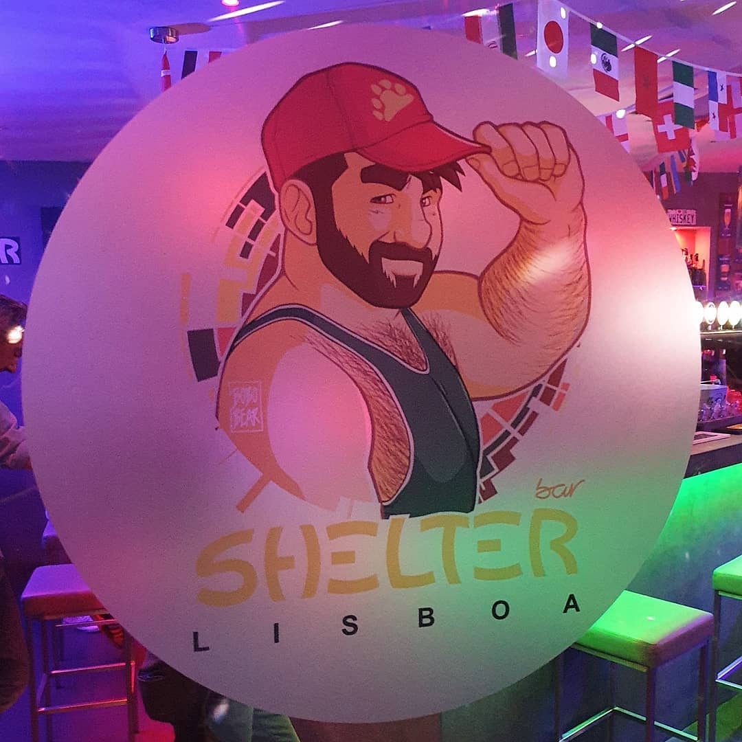 Shelter Bar photo 2