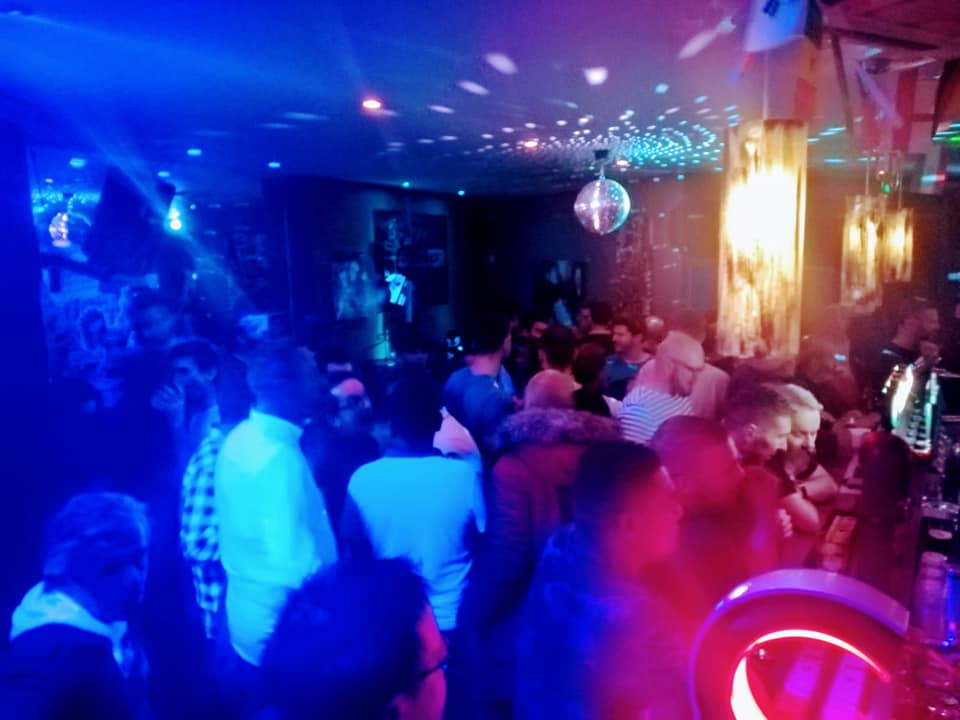 Shelter Bar photo 3