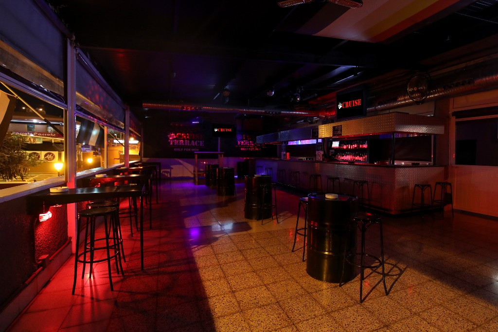 Cruise Bar photo 3