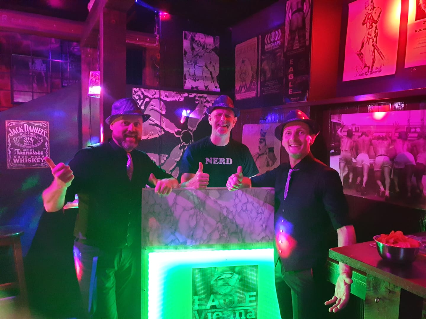 Eagle Bar photo 3