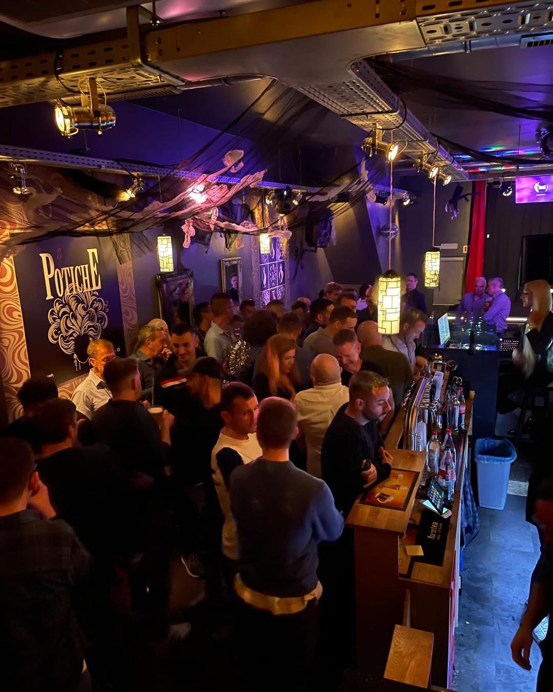 Potiche Bar in Brussels