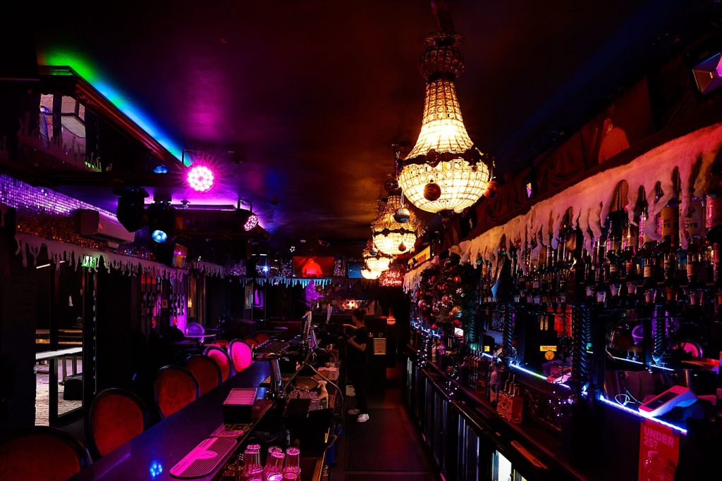 Viaduct Showbar